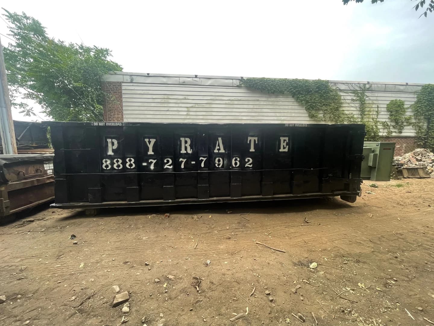 Same-day 30-yard dumpster delivery to Garden City 30-YARD dumpster rental in Garden City, NY - same-day delivery available